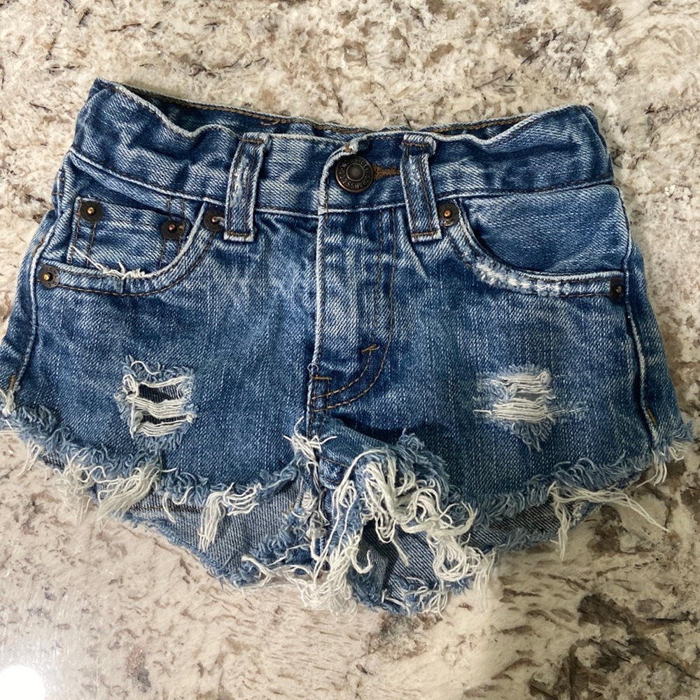 Custome Levis Cutoffs.